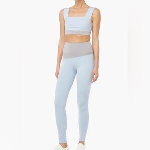 188. NWOT! Two-Piece Blue & Gray Activewear Set w/Leggings & Sports Bra
